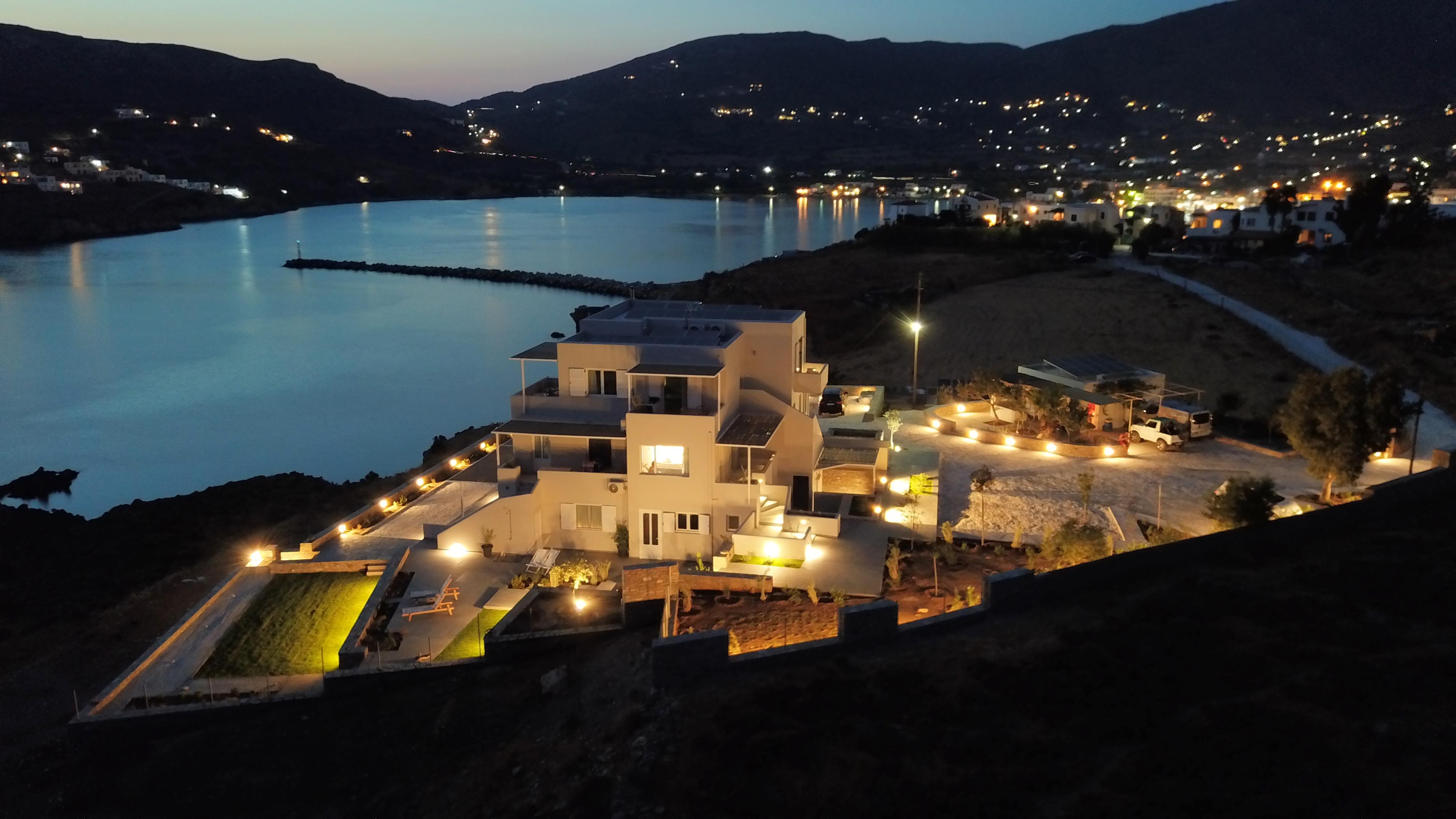 Pharos Apartments Gavrio Exterior photo