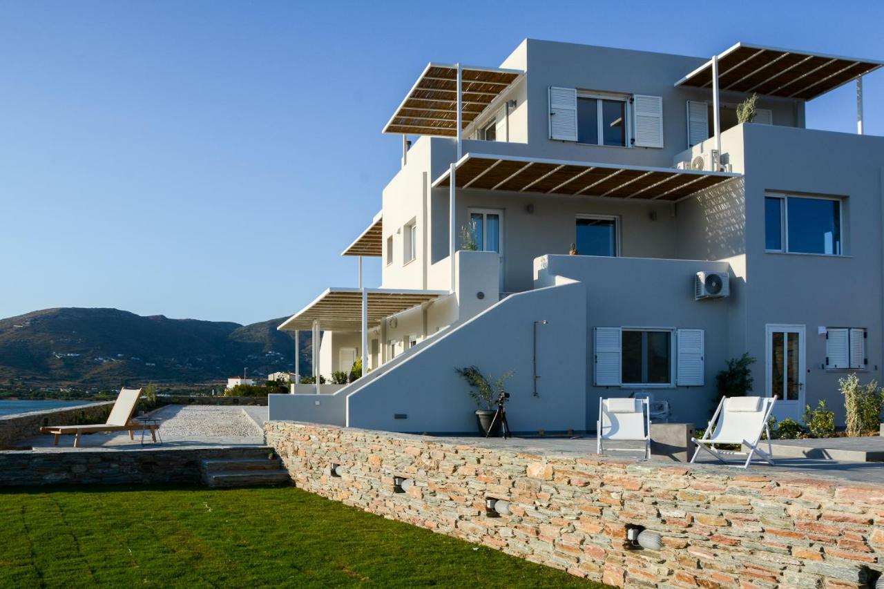 Pharos Apartments Gavrio Exterior photo